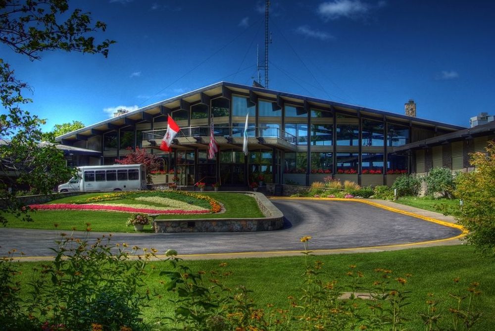 Summit Village Bellaire Εξωτερικό φωτογραφία